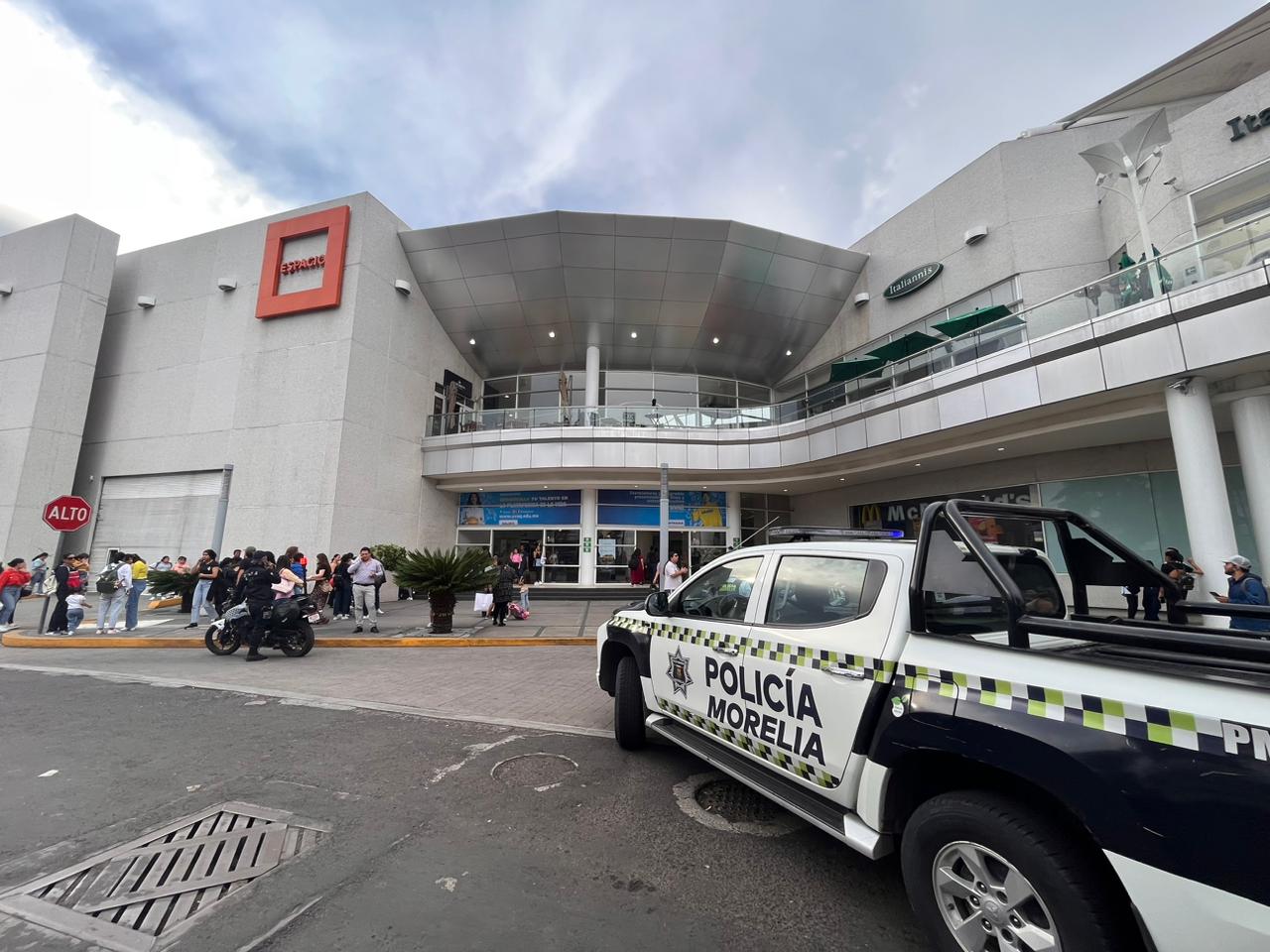 Ataque Armado En Plaza Comercial De Morelia Deja Dos Muertos Enfoque