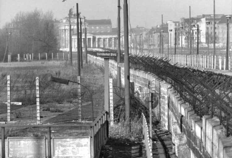 A 34 años de la caída del Muro de Berlín El oscuro pasado del deporte