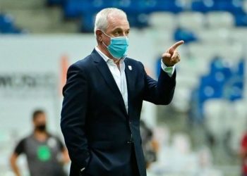 Javier Aguirre celebra bailando Payaso de Rodeo tras conquistar el título de la Concacaf