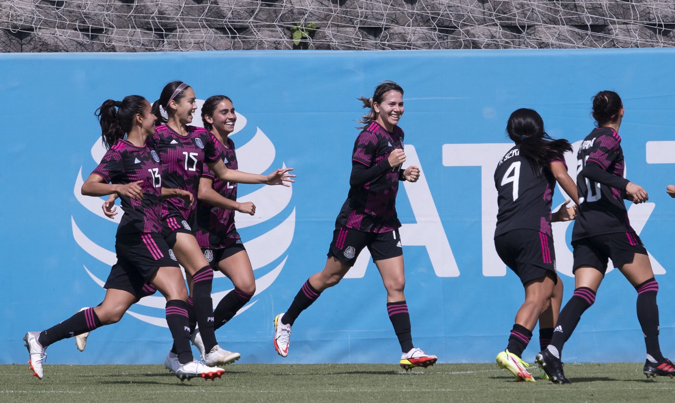 México vence a las campeonas Olímpicas, en partido amistoso Enfoque