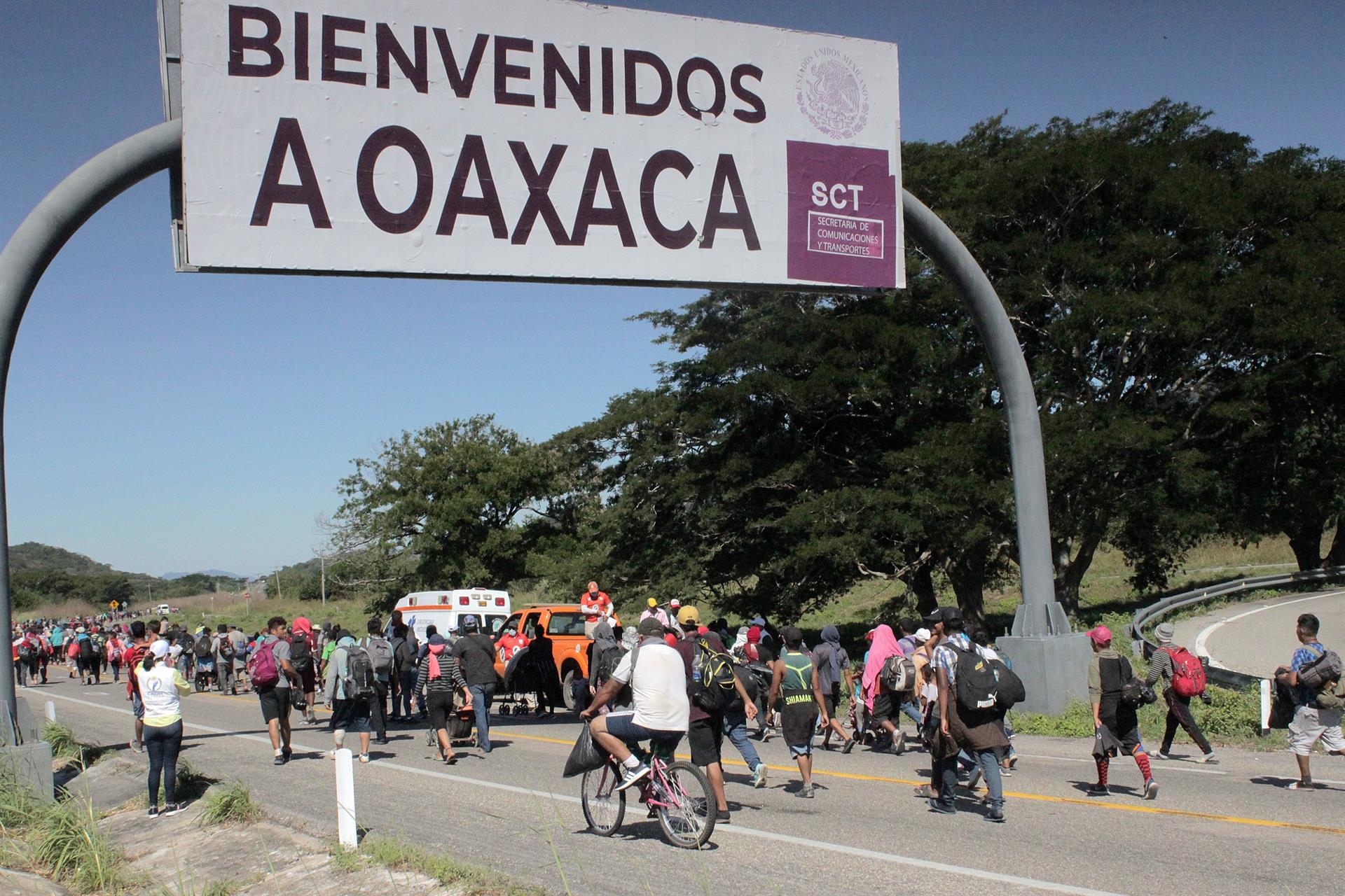 Caravana de migrantes en M xico deja Chiapas e ingresa a Oaxaca