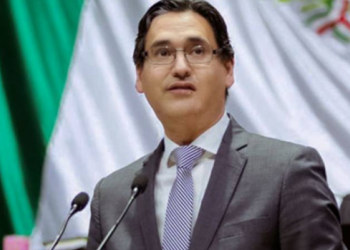 En la reasignación del presupuesto 2022, subió el 15% el presupuesto de salud, casi 900 mil millones de pesos: González