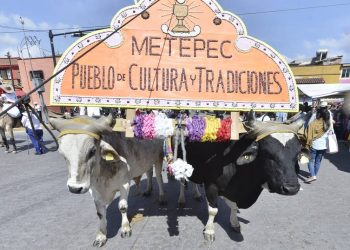 Pese amenazas rechazan cancelaciones de espectáculos en la Feria de Metepec