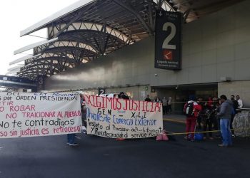 A los 11 días de haber sido contratados se nos despidió de manera informal diciendo que era por orden presidencial: Testimonio