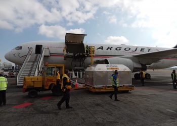 Llega a México embarque 92 de vacunas Pfizer