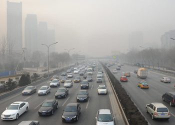 Contaminación del aire provoca alrededor de 300 mil muertes prematuras en la Unión Europea, estudio