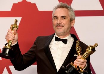 El director mexicano Alfonso Cuarón celebra su cumpleaños número 60