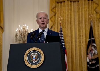 Este jueves, Biden presentará su plan contra COVID-19 para el invierno