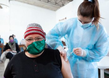 Descubren que la COVID-19 puede reducir el dolor en pacientes con cáncer