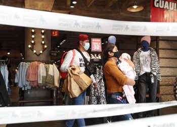 Consumidores aprovechan las ofertas, promociones y descuentos que ofrece El Buen Fin 2021
