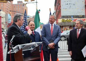 Alcalde de Nueva York y Canciller Ebrard inauguran calle México-Tenochtitlan en Manhattan