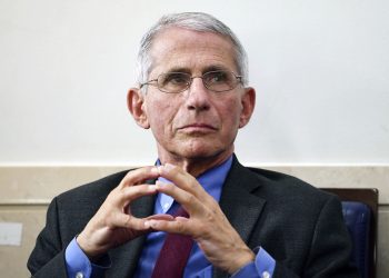 Considera Fauci que es inevitable que variante Ómicron llegue a Estados Unidos