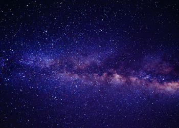 Científicos detectan agua en la galaxia más masiva del universo primitivo