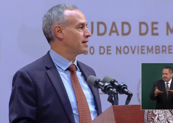 Cerrar fronteras no garantiza que no llegue Ómicron a México: Gatell