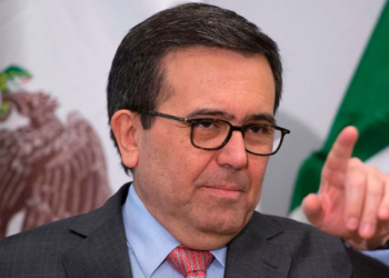 Cumbre México-Estados Unidos-Canadá importante para revisar las reglas de origen del sector automotriz: Guajardo 