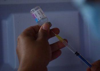 En la CDMX han sido vacunadas más de un millón 270 mil personas contra la influenza