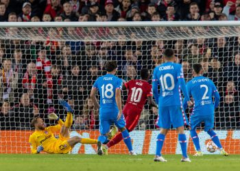 El Liverpool se impone al Atlético de Madrid 2-0