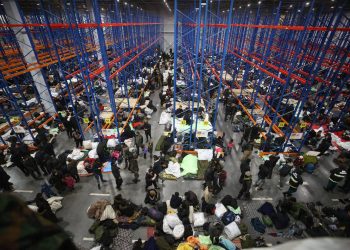 OMS califica de “difícil” la situación de los migrantes en la frontera bielorrusa-polaca