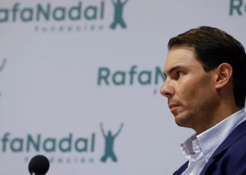 Rafa Nadal anima a España y a Almaráz