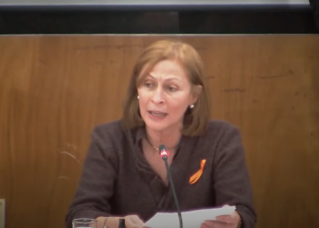 La economía camina al 6%; Tatiana Clouthier