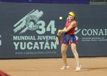 Debut triunfal de la monarca defensora del Mundial Juvenil Yucatán de tenis,  presentado por Bepensa