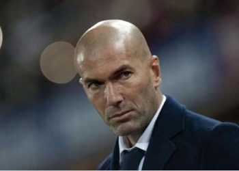 El PSG desmiente contactos para fichar a Zidane