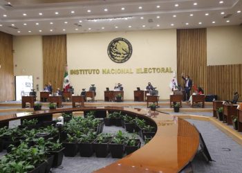 Se divide el INE y por un voto consigue posponer Revocación de Mandato 