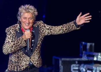 Rod Stewart e hijo se declaran culpables por altercado en EU