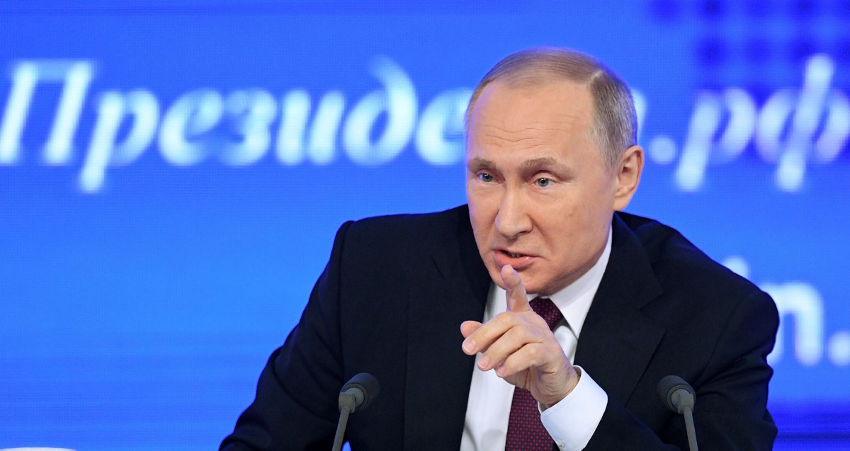 Biden urge a Putin a reducir tensiones con Ucrania en llamada telefónica -  Enfoque Noticias