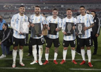 ARGENTINA Y MESSI CELEBRARON EN RIO DE JANEIRO