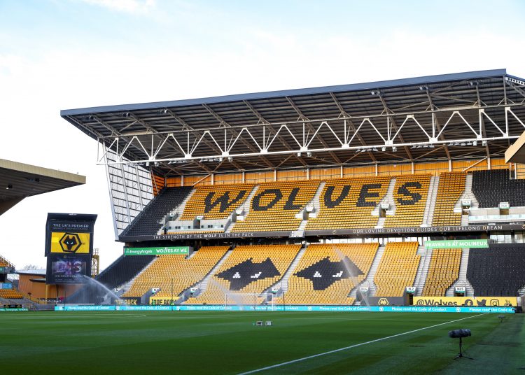Wolverhampton (United Kingdom), 04/12/2021.- A general view of the Molineux Stadium prior to the English Premier League soccer match between Wolverhampton Wanderers and Liverpool FC in Wolverhampton, Britain, 04 December 2021. (Reino Unido) EFE/EPA/VICKIE FLORES EDITORIAL USE ONLY. No use with unauthorized audio, video, data, fixture lists, club/league logos or 'live' services. Online in-match use limited to 120 images, no video emulation. No use in betting, games or single club/league/player publications.