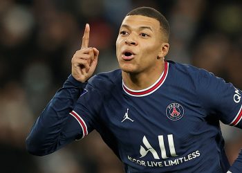 Mbappé hace brillante actuación ante el Mónaco