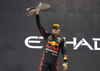 Verstappen: Siempre tienes que seguir creyendo en ti mismo