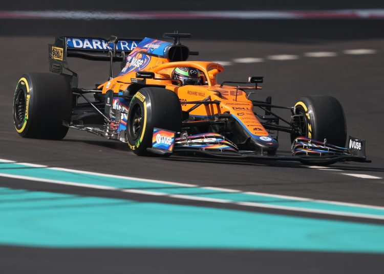 Abu Dhabi (United Arab Emirates), 14/12/2021.- Formula One driver Patricio O'Ward of McLaren F1 Team in action during the Formula One Post-season test session at Yas Marina Circuit in Abu Dhabi, United Arab Emirates, 14 December 2021. (Fórmula Uno, Emiratos Árabes Unidos) EFE/EPA/ALI HAIDER