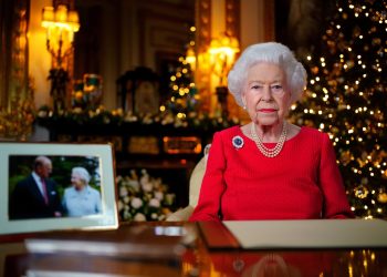 Reina Isabel emite el mensaje de Navidad más personal en la historia