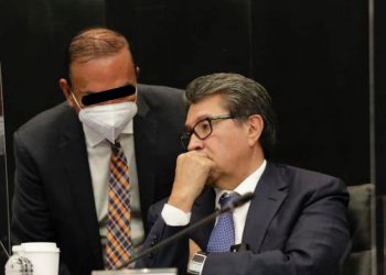 Ricardo Monreal asegura que se mantendrá en Morena