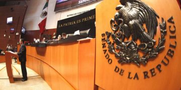 Aprueban ley reglamentaria de 40 horas laborales semanales