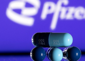EU autoriza el uso de emergencia de la pastilla anticovid de Pfizer