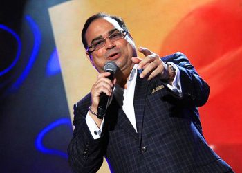 El cantante de salsa Gilberto Santa Rosa dio positivo a COVID-19