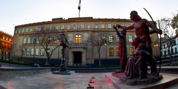 SCJN suspende parcialmente el decretazo de AMLO