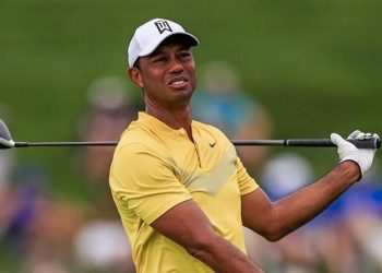 Woods regresa con un segundo puesto en el PNC Championship