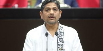 Proponen incluir en la Ley de Educación el uso de tecnologías, Internet y competencias digitales