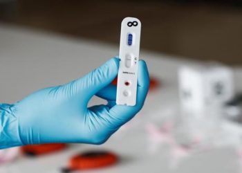 Estados Unidos recomienda reducir cuarentena de contagiados asintomáticos