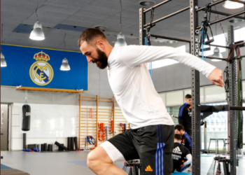 Benzema será titular ante Atlético de Madrid