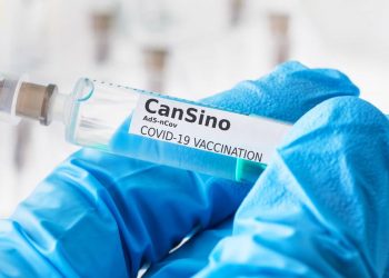 Vacuna CanSino es un 91,7 % efectiva frente al COVID-19 grave: estudio