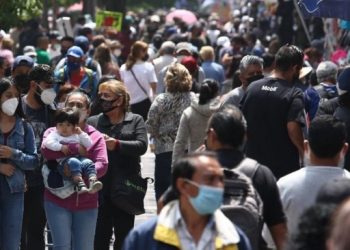 Caso de ómicron presenta recuperación  favorable: Gatell