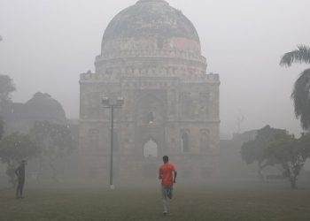 Cerradas escuelas en Nueva Delhi por contaminación