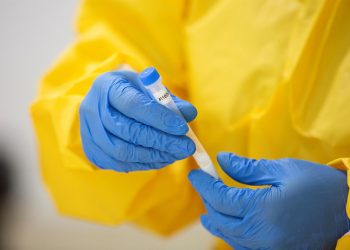 España registra la cifra más alta de contagios por COVID-19