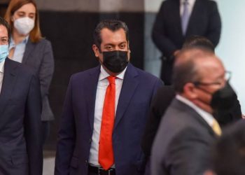 Senadores califican de positivo el desistimiento de Morena de demandar penalmente a consejeros del INE
