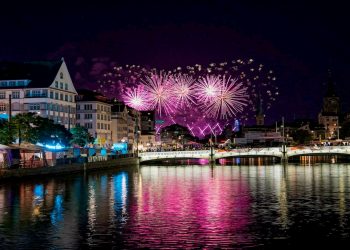Ola de casos por ómicron cancela muchas celebraciones de fin de año en Suiza